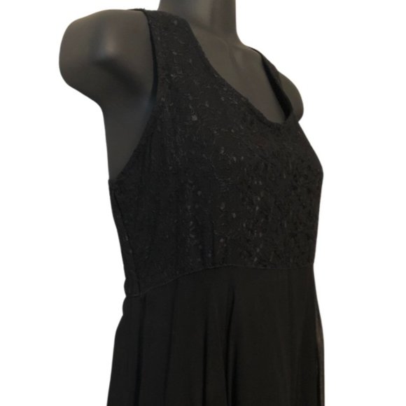 Babydoll Flare Dress - Picture 3 of 5